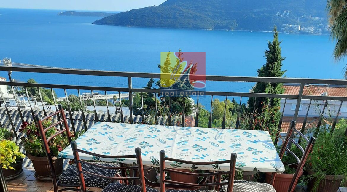 house in Montenegro Happy Montenegro2