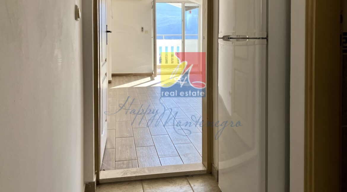 happymontenegro.real.estate.hercegnovi.apartment.seaview12