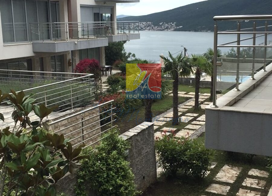 happymontenegro.real.estate.hercegnovi.seaview.apartment.swimming.pool2