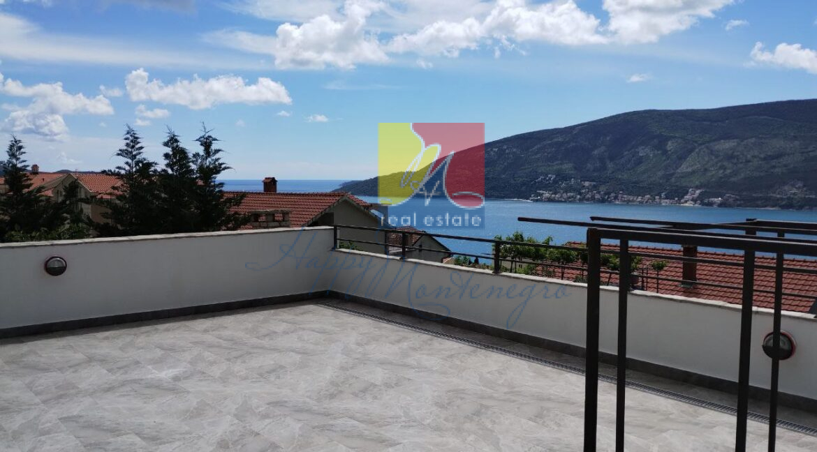 happymontenegro.real.estate.hercegnovi.bythesea.house.seaview18