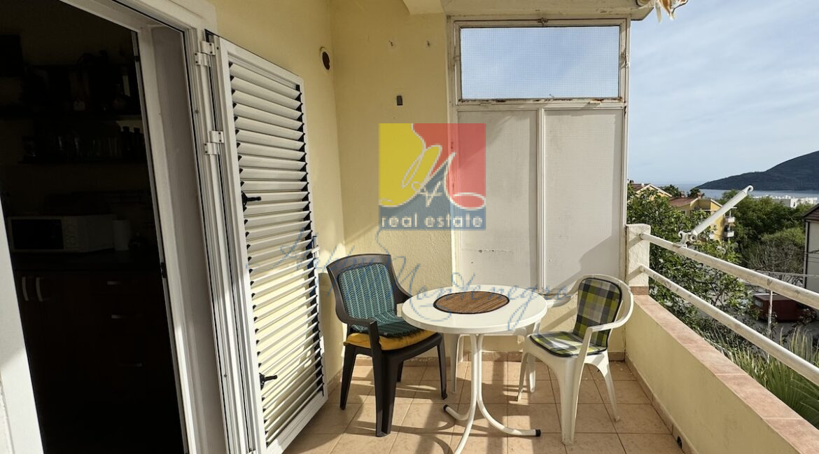 happymontenegro.real.estate.hercegnovi.central.apartment13