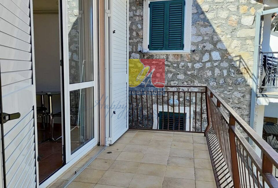 happymontenegro.real.estate.hercegnovi.nivice.apartment13