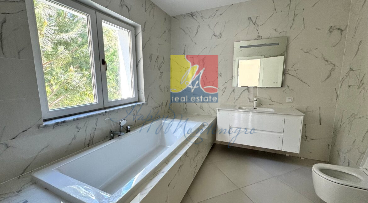 happymontenegro-luxury apartment12
