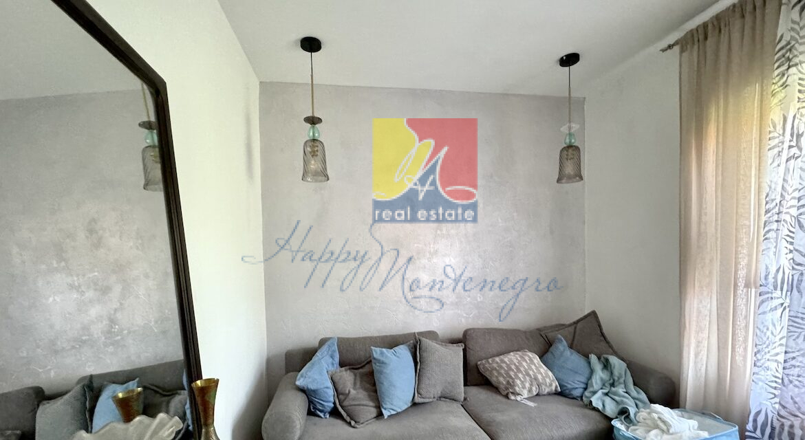 happy.montenegro.real.estate.montenegro.hercegnovi.bythesea.house.njivice4