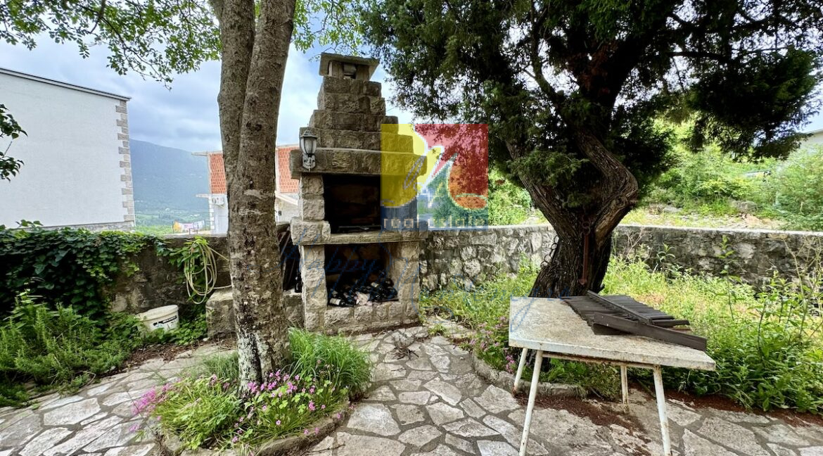 happymontenegro.real.estate.montenegro.hercegnovi.bythesea.house7