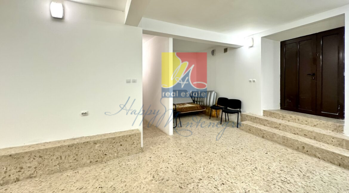 happy.montenegro.real.estate.montenegro.hercegnovi.bythesea.apartment.oldtown11