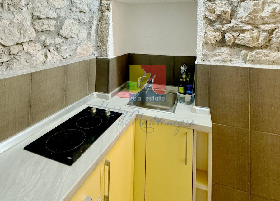 happy.montenegro.real.estate.montenegro.hercegnovi.bythesea.apartment.oldtown8