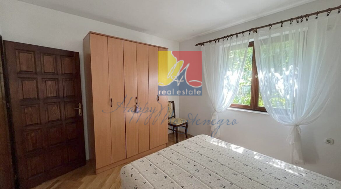 happy.montenegro.real.estate.montenegro.hercegnovi.bythesea.house.kumbor7