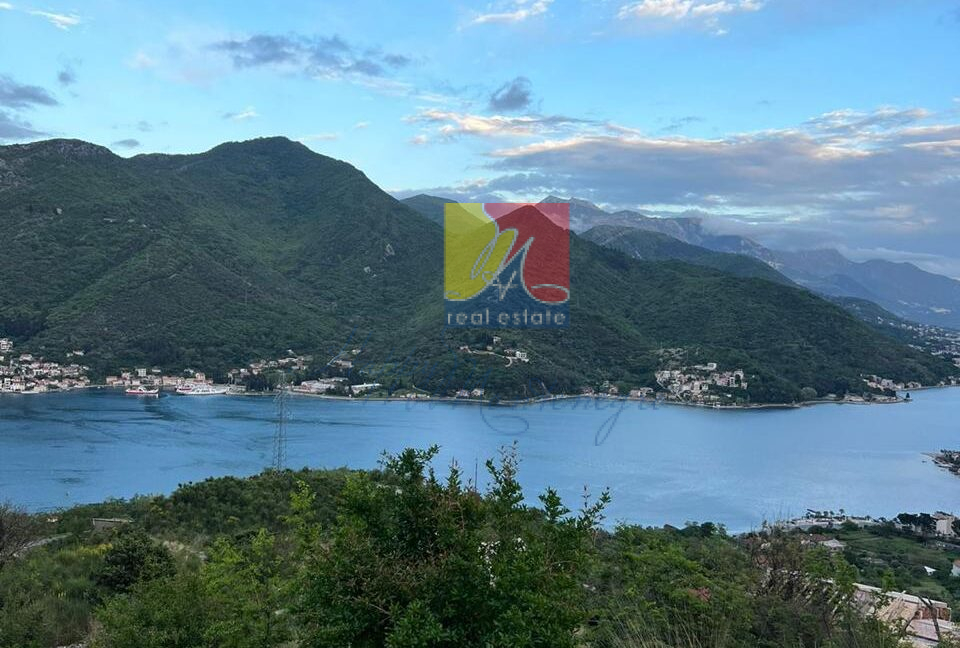 happy.montenegro.real.estate.montenegro.hercegnovi.bythesea.plot.lustica1