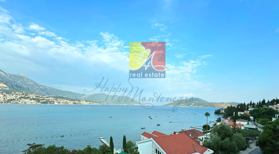 happymontenegro.seaviewflat.montenegro11