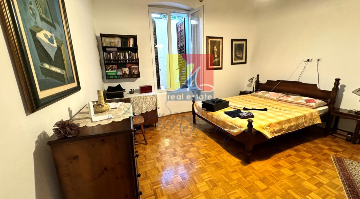 happy-montenegro-apartment-in-the-center-of-the-old-town09