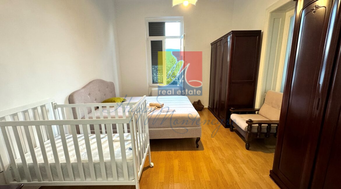 happy-montenegro-apartment-in-the-center-of-the-old-town12