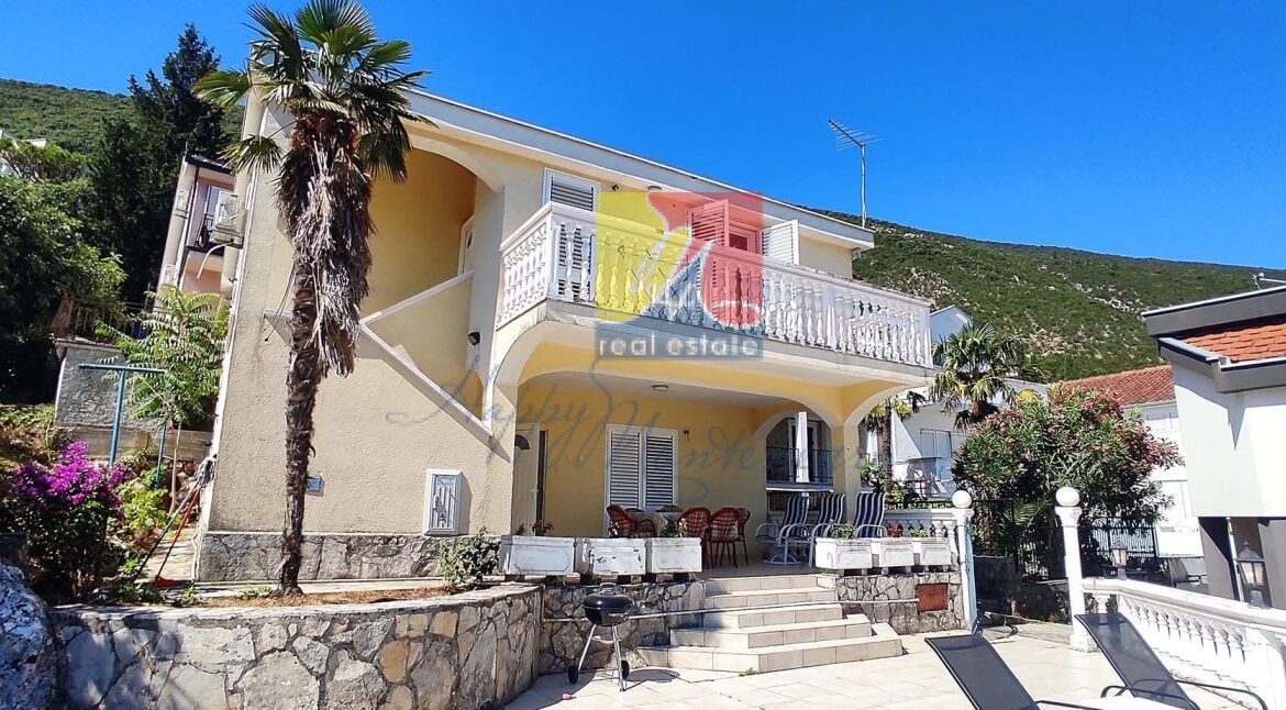 happymontenegro-villa-properti-in-montenegro02