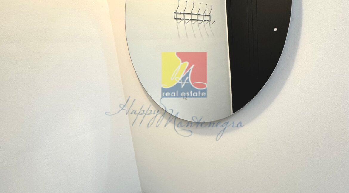 happy_montenegro_apartment_igalo24