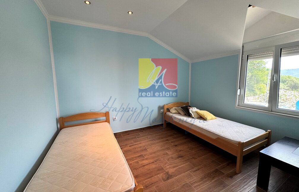 Happy Montenegro house in Montenegro with sea view502