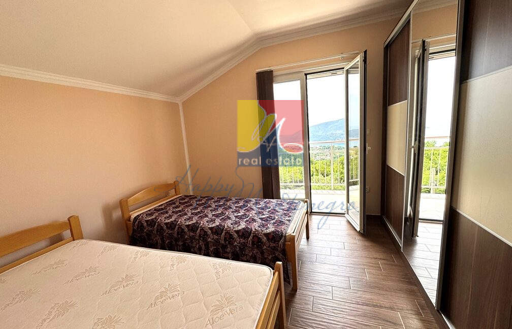 Happy Montenegro house in Montenegro with sea view504