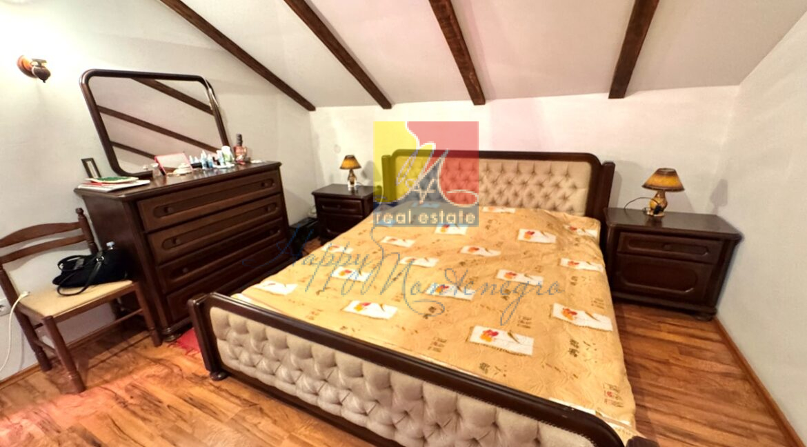 happy_montenegro_house_in_Montenegro19