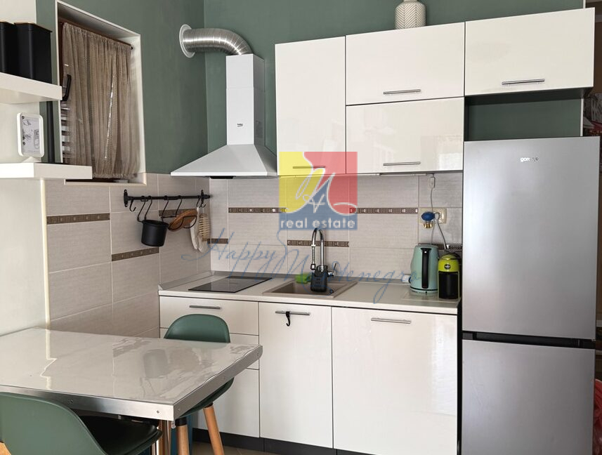 property in Montenegro_happy montenegro-Beautiful apartment with pool and sea view01