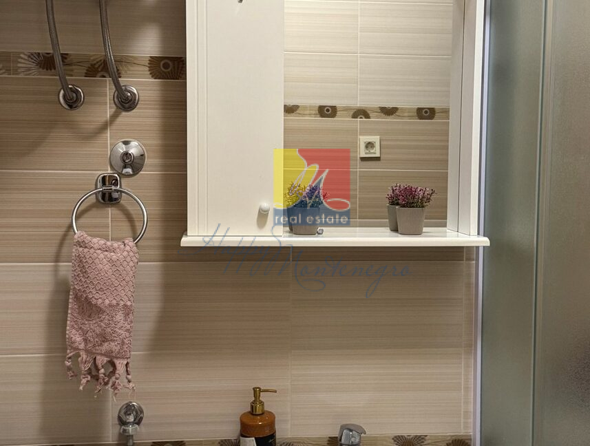 property in Montenegro_happy montenegro-Beautiful apartment with pool and sea view08