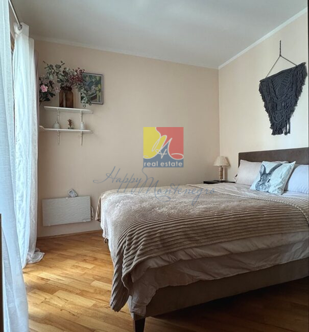 property in Montenegro_happy montenegro-Beautiful apartment with pool and sea view11