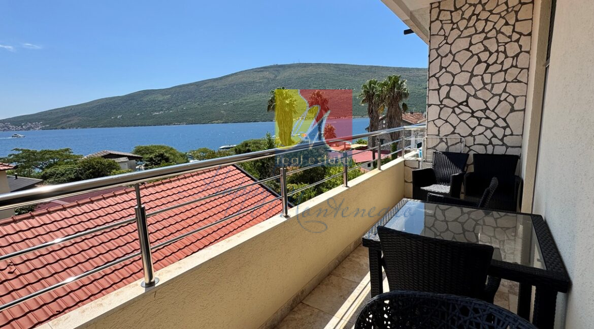 property in montenegro happy montenegro apartment18