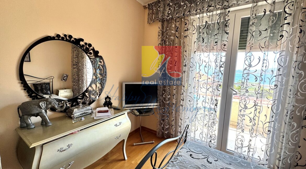 property in montenegro happy montenegro apartment32