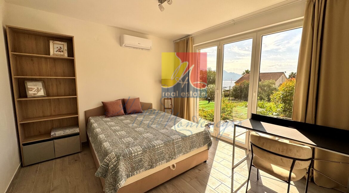 happy montenegro property apartment in Montenegro02