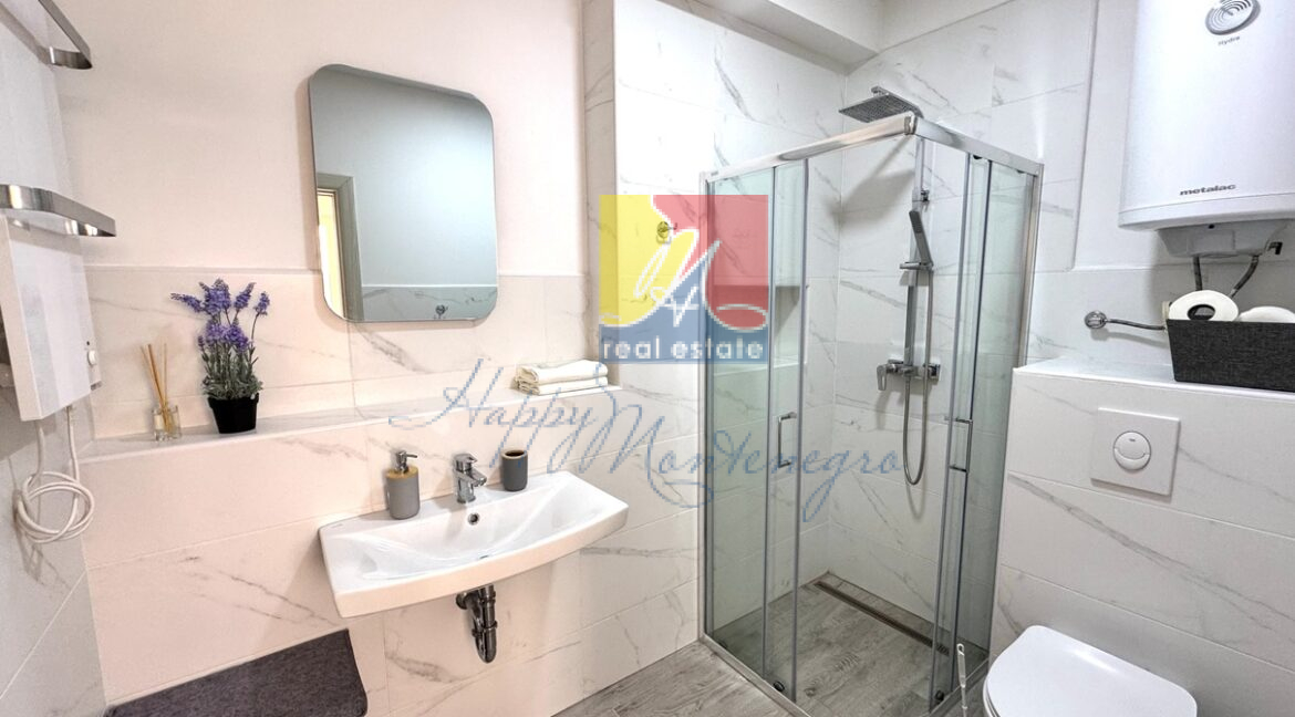 happy montenegro property apartment in Montenegro03