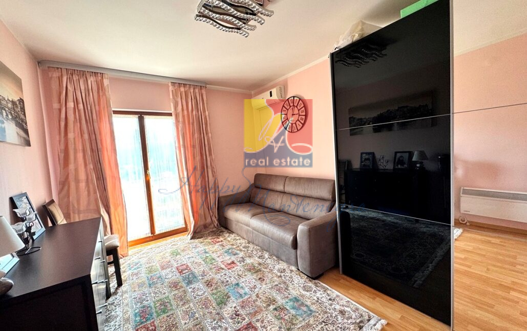 happy montenegro property apartment in montenegro05