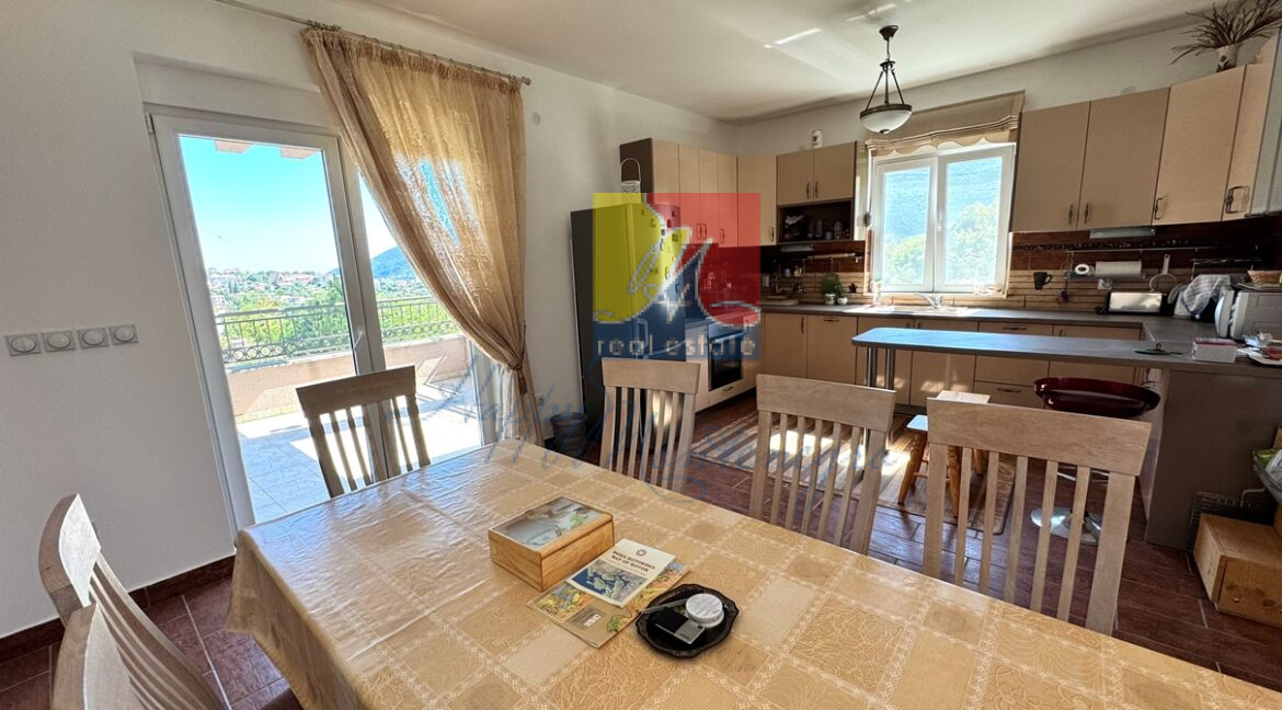 happy Montenegro property house in Montenegro villa in Montenegro06