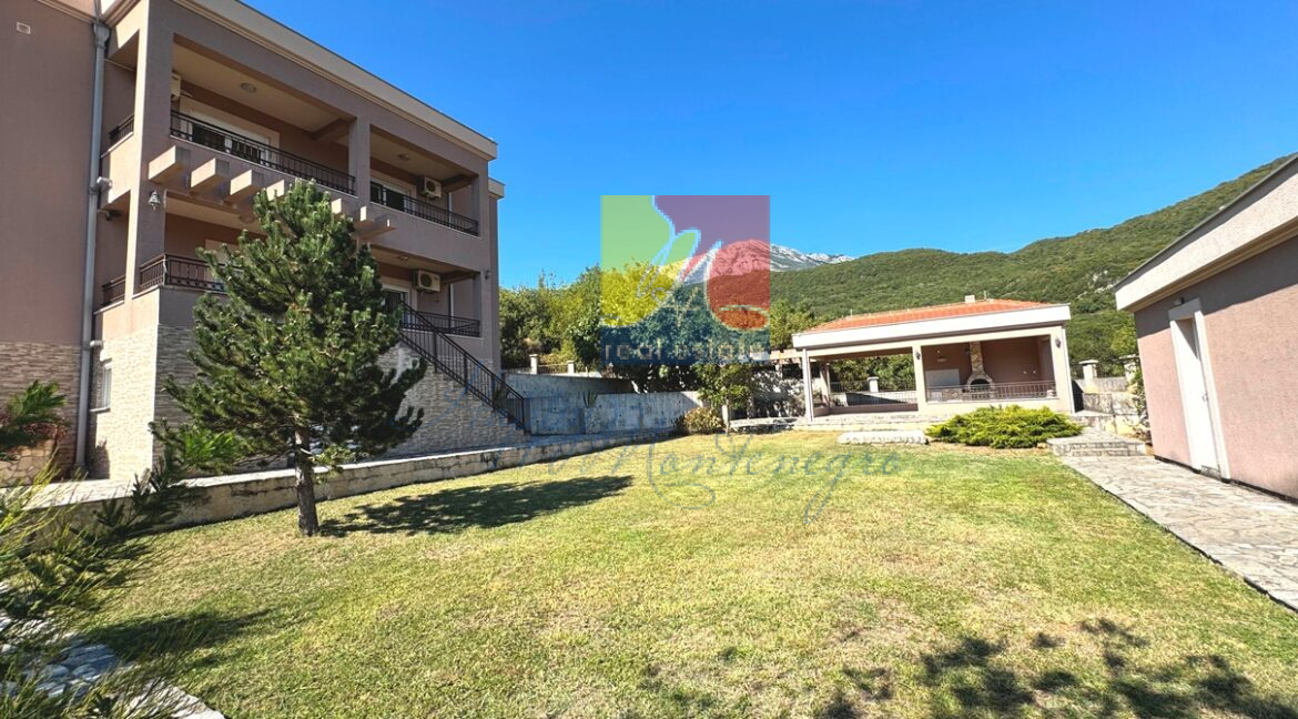 happy Montenegro property house in Montenegro villa in Montenegro42