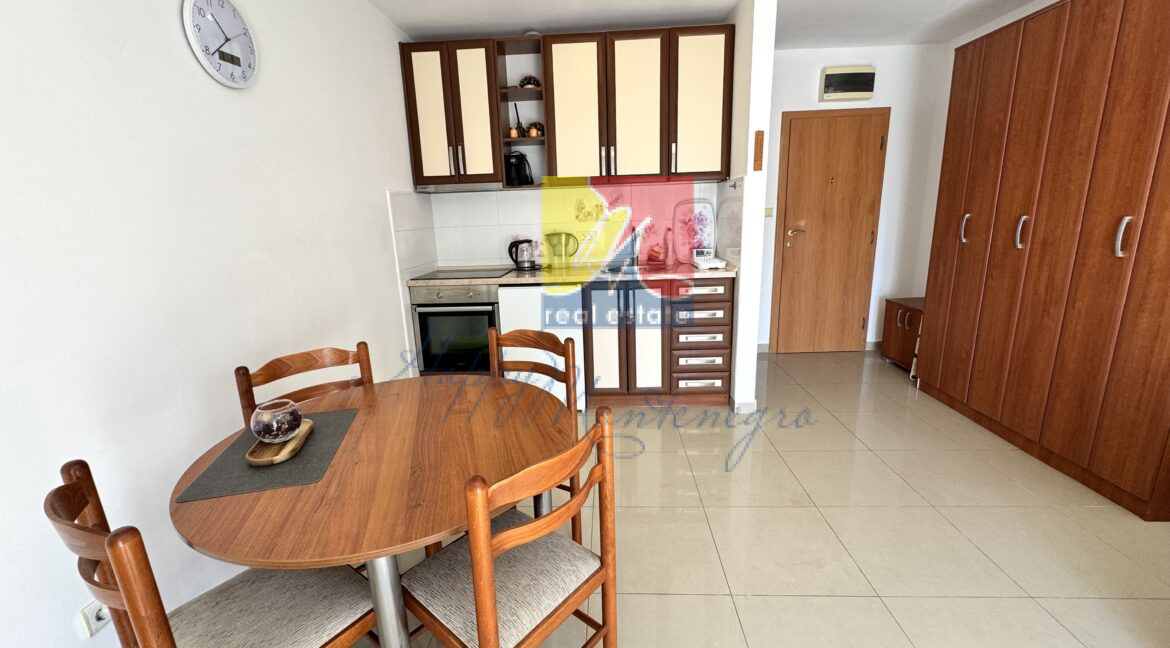 happymontenegro seaview flat08