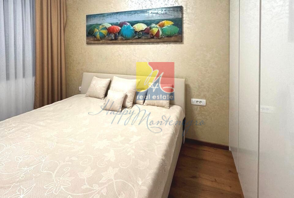 Happy Montenegro first coastline apartment13