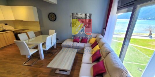 Квартира на первой линии моря!