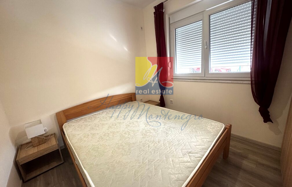 Happy Montenegro apartment by the sea10