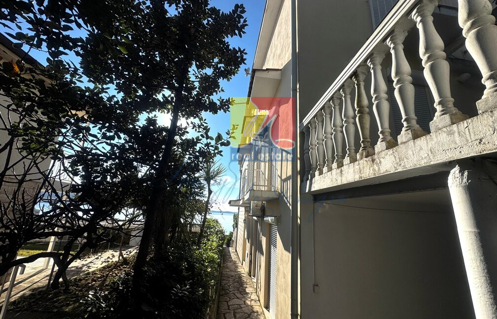 Happy Montenegro House on the first line10