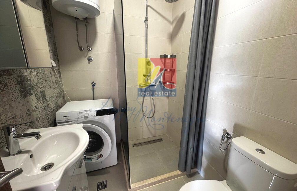 Happy Montenegro sea view apartment06