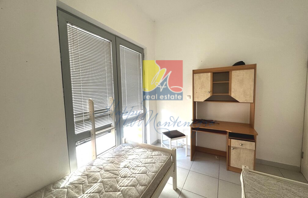 Cheap apartment in Montenegro03