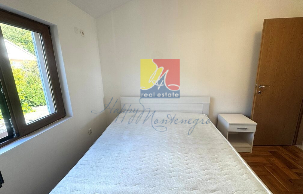 Happy Montenegro sea view apartment02