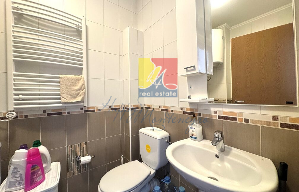 Happy Montenegro sea view apartment05