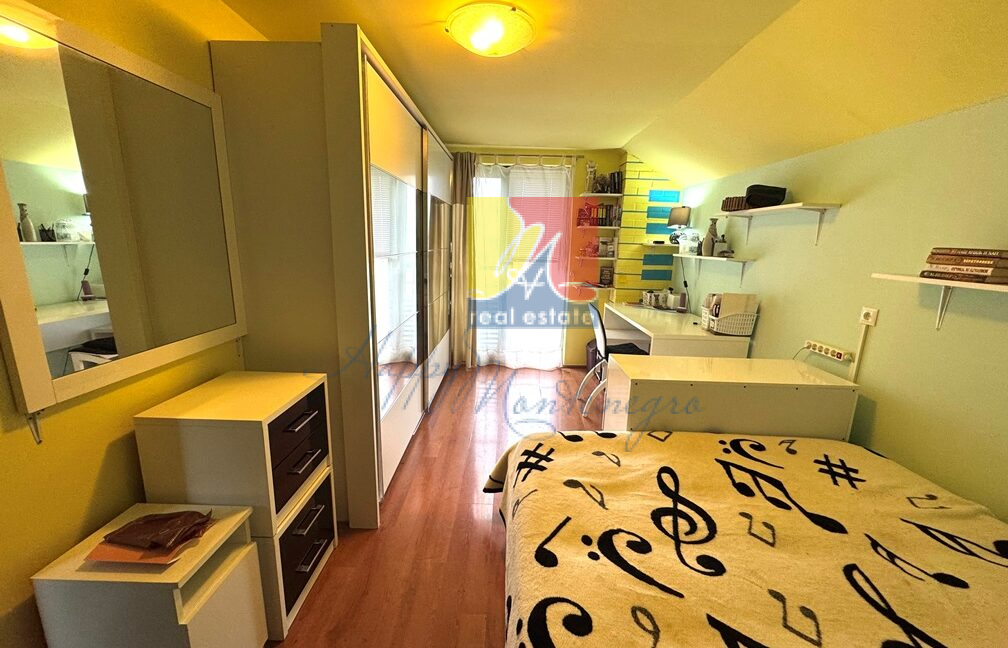 House in Montenegro Happy Montenegro agency08