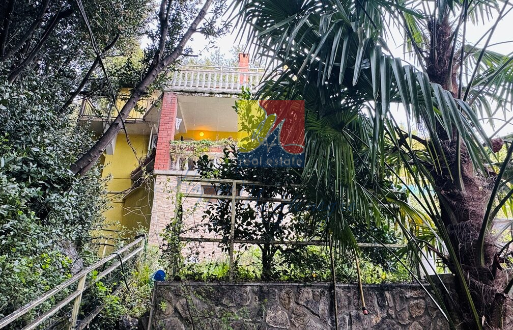 House in Montenegro Happy Montenegro agency13