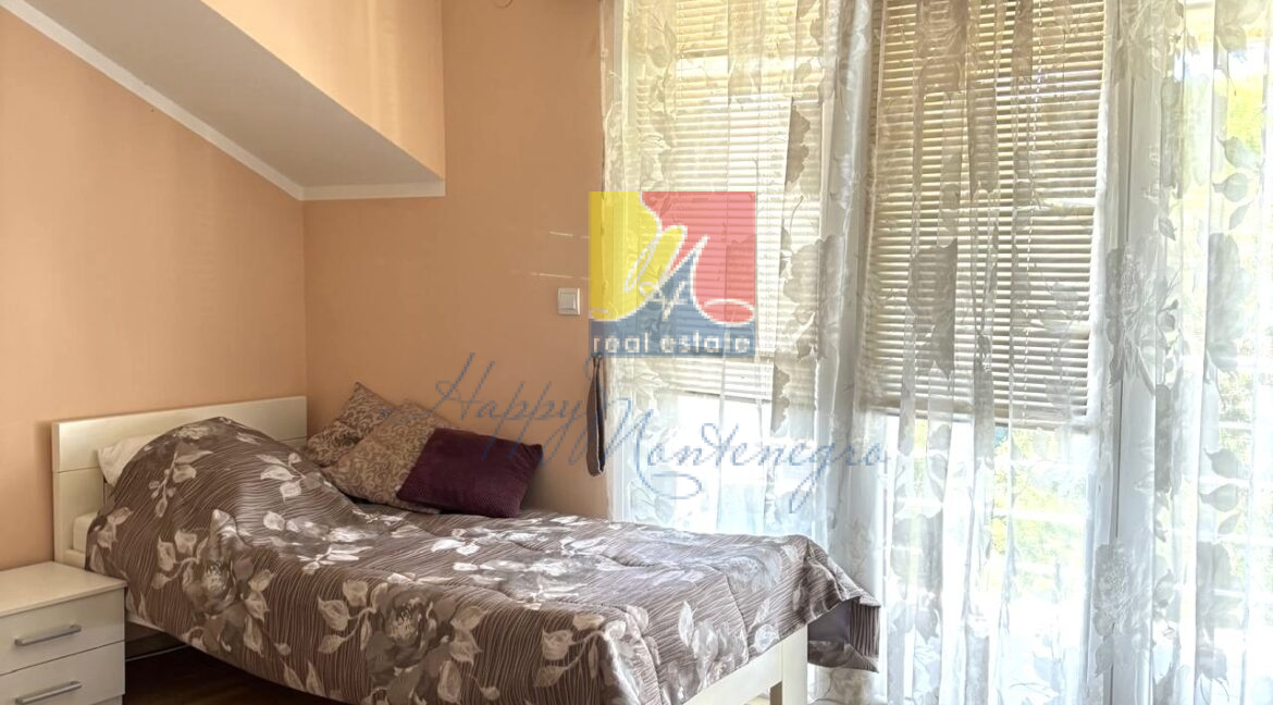 Happy Montenegro apartment04