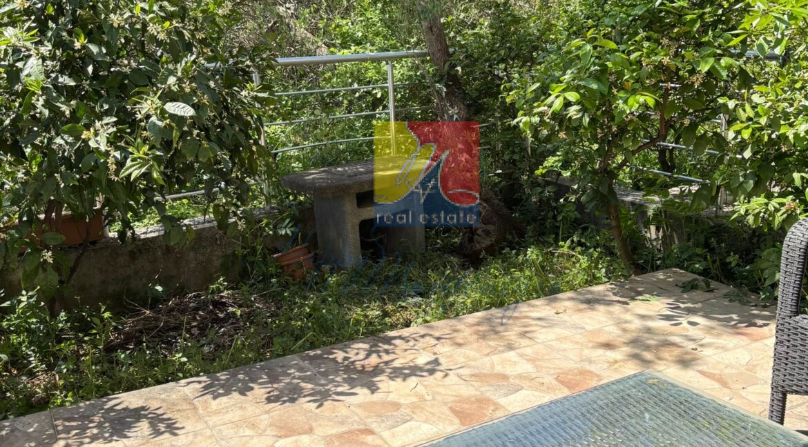 Happy Montenegro apartment05