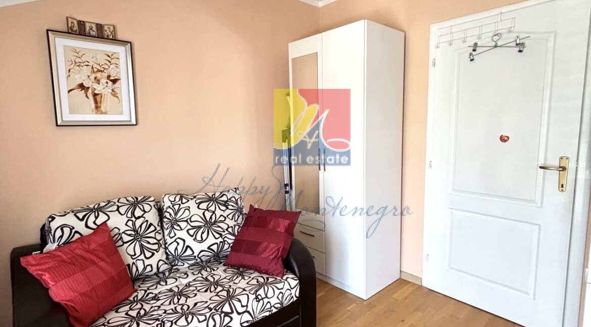Happy Montenegro apartment07