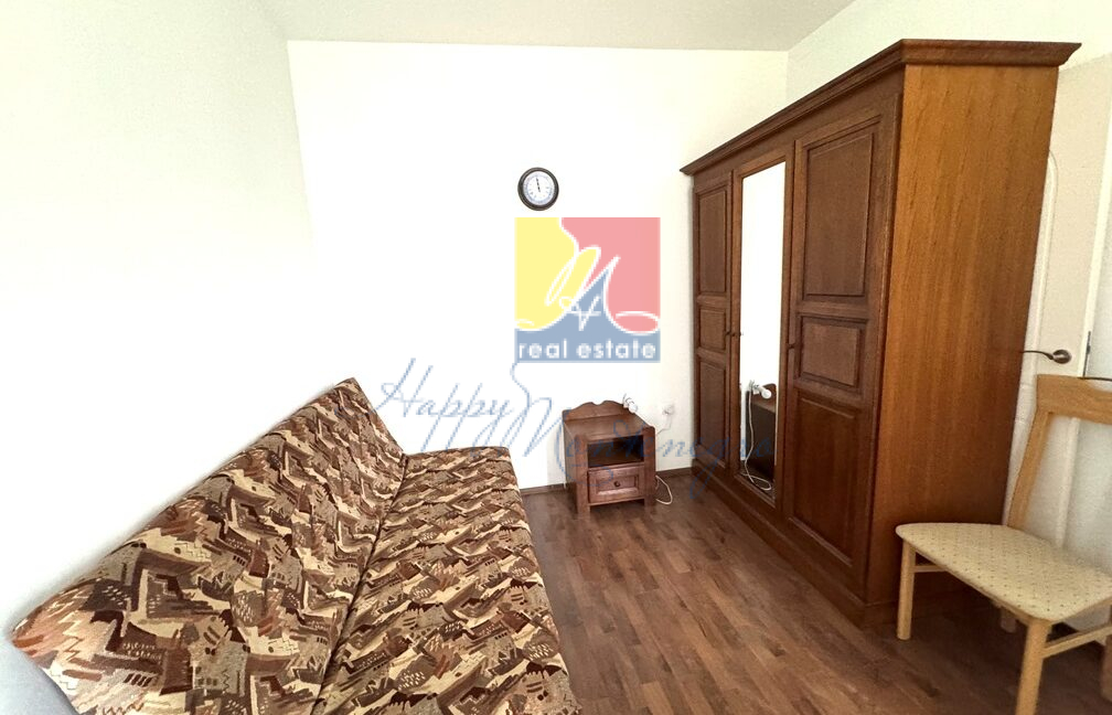 Happy Montenegro flat on the sea08