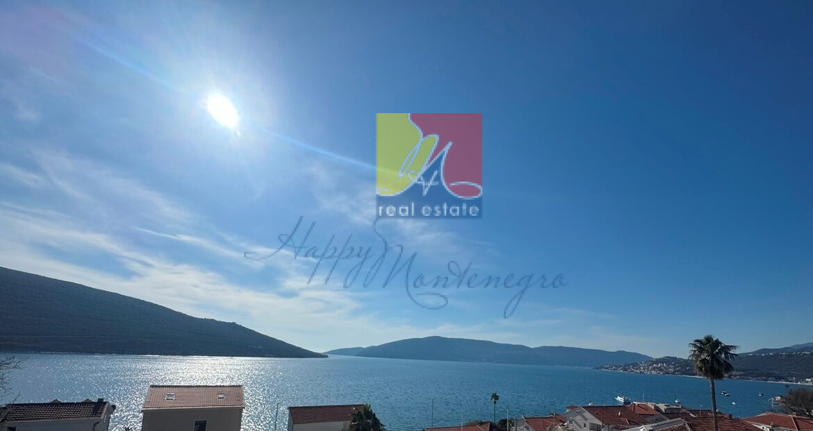 great house in Montenegro Happy Montenegro03