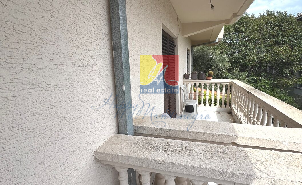 happy montenegro Apartment in the city center3