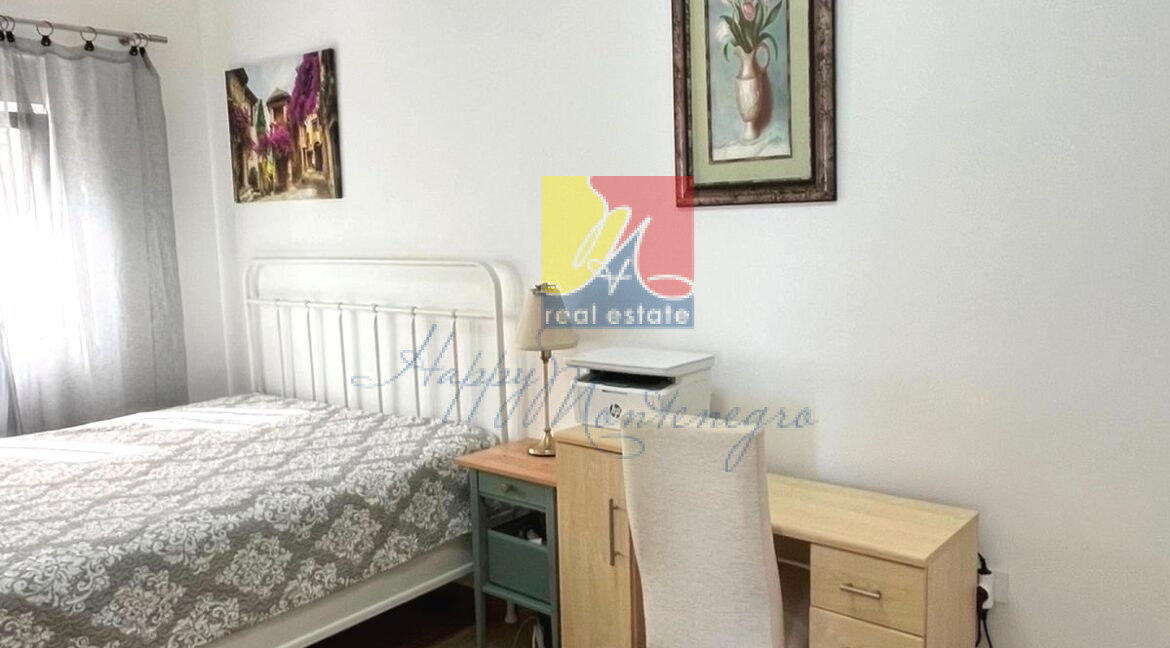 Happy Montenegro sea view flat14