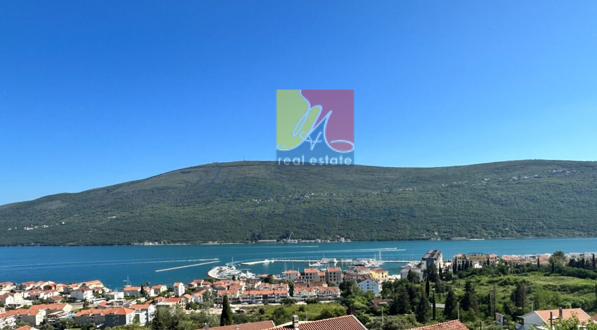 happymontenegro-lux16